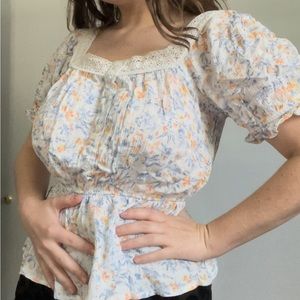 Lightweight Summery Top